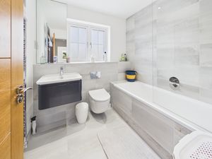 BATHROOM- click for photo gallery